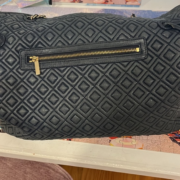 Tory Burch Marion Quilted Shoulder Bag Navy - Picture 13 of 17